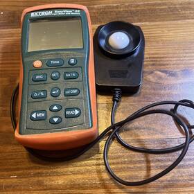 100305403 Extech Instruments Easy View 33 Light Meter With Memory Works Great Tested