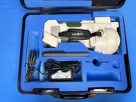 Minolta Cm-2002 Konica Spectrophotometer - 240 Vac 350 Va 45 Hz 65