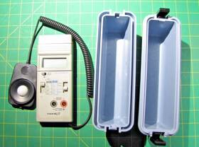 21800-014 Vwr International Traceable Dual-display Light Meter With Hard Case