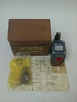 Square Class Type Series 9007-FTUD1 Limit Switch 600V 15A. Fixed Price $125.00.