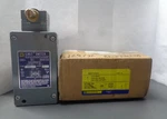 New Square 9007CR61C Hazardous Location Limit Switch Series Nib. Fixed Price $349.99.