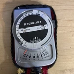Sekonic Apex Light Meter Model L-218 W/ Case Vintage. Fixed Price $19.99.