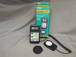 Extech 401027 Foot Candle Digital Meter 200FC 2,000FC For Basic Lighting. Fixed Price $29.99.