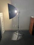 Jtl Everlight 2817-1 Studio W/stand. Works Great. Fixed Price $150.00.